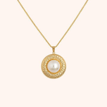 Gold Textured Pearl Pendant Necklace – Classic Elegant Chain