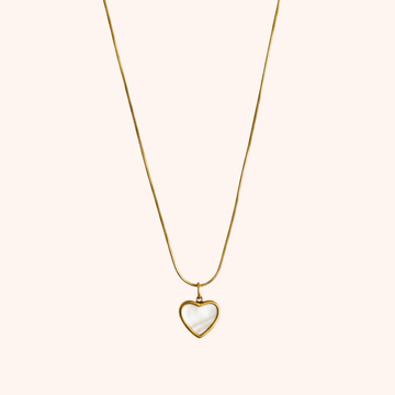 Minimal Heart Pendant Necklace – Elegant Everyday Design