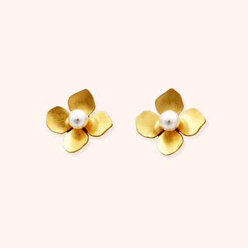 Minimal Floral Pearl Stud Earrings