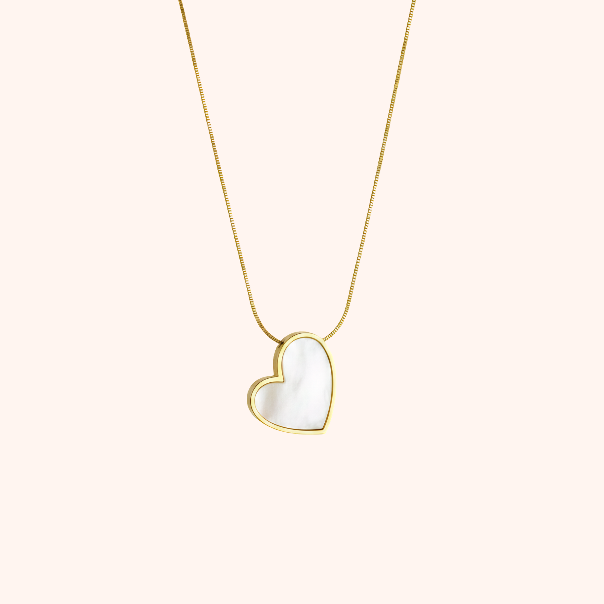 Minimal Heart Pendant Necklace – Elegant Classic Design